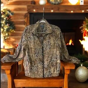 Koret sport jacket 🦒 print size Med zipper front 2 pockets fully lined